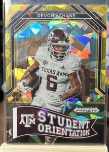 2023 Panini Prizm Draft Picks - Student Orientation Gold Ice Prizm #SO-13 De'Von - Bild 1 von 2