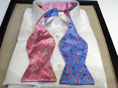 Pajarita reversible de seda Zanahoria & Gibbs de 3" rosa cachemira y azul rosa amarillo floral Foto 1 de 2