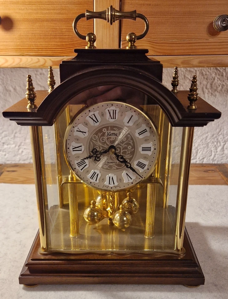 Koma Tisch Kamin Uhr Germany Drehpendel Messing Holz Glas top Funktion/Zustand - Bild 1 von 4