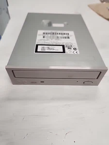 Compaq SR-8582-CCQ CD-ROM Drive - Picture 1 of 4