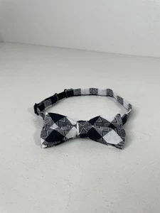 Boys Patterned White Checker Colored Pre-tied Clip On Bow Tie Adjustable - Picture 1 of 4