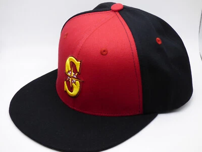Seattle Mariners - 2024 Harry Potter Night Gryffindor Snapback Hat SGA - Image 1 of 4