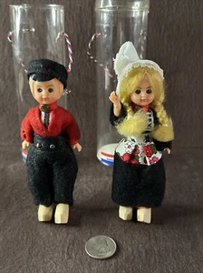 Juego De 2 Muñecas Volendam Vestido Tradicional Holandés Holandés Ojos Dormitorios De Colección - Imagen 1 de 7