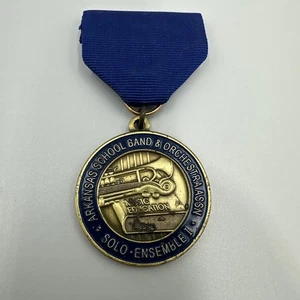Vintage Arkansas Scuola Band & Orchestral Assn Medal Solo Ensemble 1 - Foto 1 di 3