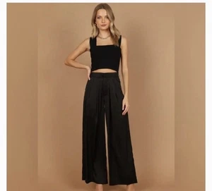 Pantalón satinado Petal and Pup negro talla 6, cintura alta, pierna ancha - Imagen 1 de 11