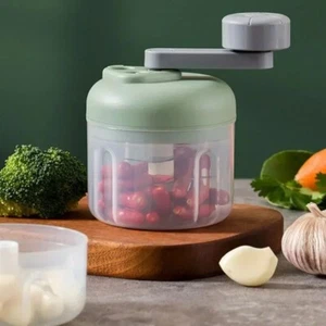 Tritatutto Multifunzione per Verdure Piccolo Tritatutto Manuale Alimenti Classificati a Mano - Foto 1 di 6