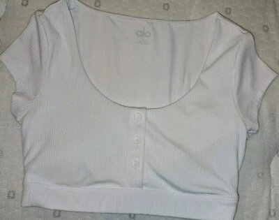 ALO YOGA BLISSFUL HENLEY SUJETADOR TOP COLOR BLANCO TALLA PEQUEÑA  Foto 1 de 4
