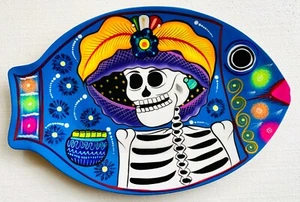 Authentic Mexican Pottery Folk Art Day of The Dead Talavera Hanging Fish Plate  - Picture 1 of 2