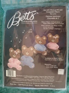 BETTS 1990 NEEDLEPOINT~KIT 655~MUSICAL PJ & SWEATSHIRT BEARS~PINK & BLUE~NEW - Picture 1 of 6