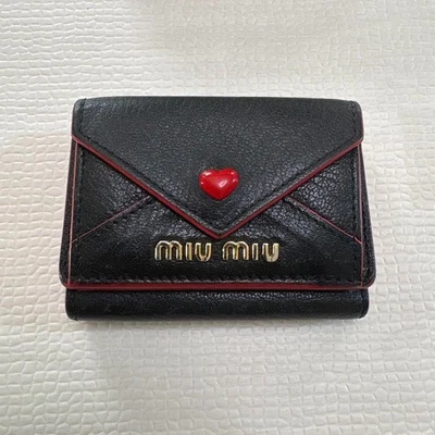 MIU MIU Mini Cartera Compacta Madras Amor Letra Corazón Negro Monedero Usado Foto 1 de 4