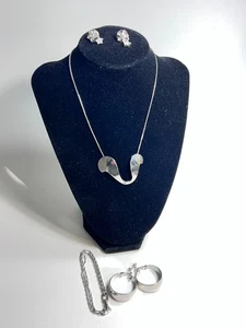 Vintage NAPIER 1988 Set Silver Tone Necklace and Bracelet  And Earrings (2 Pair) - Picture 1 of 5