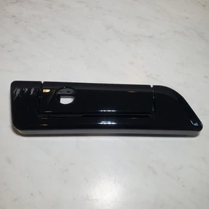 OEM Harley 53000138 Negro Tour Pak Hasp Cierre Cubierta Manija 14-2023 Touring - Imagen 1 de 9