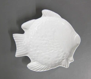 Kleine Platte Teller Fisch ca. 13,5 x 12 cm KPM Berlin - Bild 1 von 4