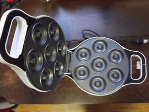 mini donut maker machine - Picture 1 of 3
