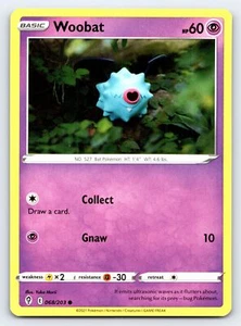 Tarjeta Pokémon Woobat 068/203 Common Evolving Skies - Casi nueva - Imagen 1 de 2