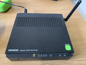 SIEMENS Gigaset - SE572 WLAN dsl - Wireless Router - Broadband - USED (C) - Picture 1 of 8