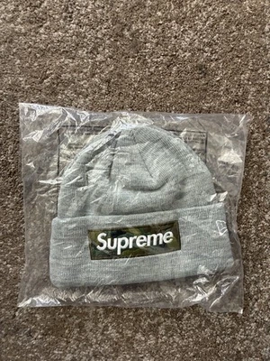 Gorro Supreme Gris Camuflaje FW23 Logo Caja Nuevo 100% Auténtico Foto 1 de 3