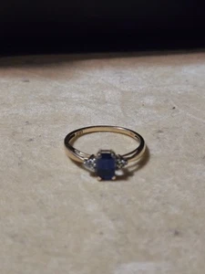 10K GOLD RING LGL BLAUER SAPHIR UND DIAMANTEN GRÖSSE 6,5 EDLER SCHMUCK - Bild 1 von 3
