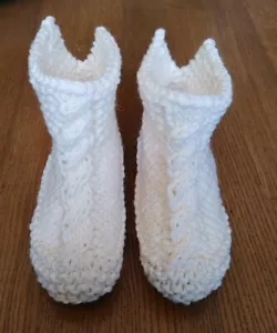 Handmade Knitted Slippers Warm Durable Phentex Mix 100% Canadian Made - Picture 1 of 4