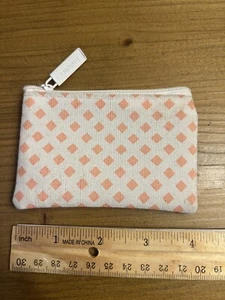 Clinique Pink & White Print Diamond Coin Purse - Picture 1 of 3