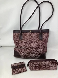 NEU Etienne Aigner Vintage Leder Signatur Logo Schultertasche Beuteltasche Geldbörse Makeu - Bild 1 von 7