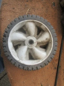 MTD yard-man 11A A18M055 Briggs 10T802 front wheel pair - Picture 1 of 4