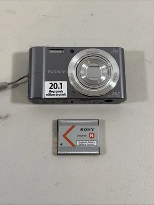 SONY Cyber-shot DSC-W810 Compact Digital Camera 20.1 Mega Pixels 6x  -  Tested  - Image 1 of 4