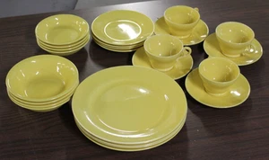 24 Teile Vintage Franziskaner Geschirr El Patio gelb Calfornia 4 Mittagessen Gedecke NEUWERTIG - Bild 1 von 4