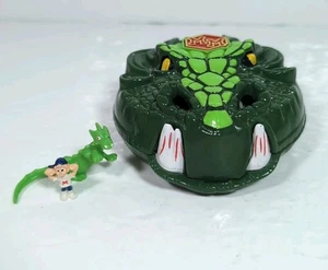 Mighty Max Slays the Doom Dragon Spielzeugkoffer Vintage / Bluebird Toys 1992 - 2 Figuren! - Bild 1 von 14
