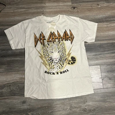 VTG Def Leppard 1981 High N Dry Concert Tour Band T Shirt Adult SZ XS/S Unisex - Image 1 of 4