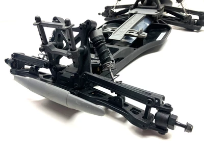 ECX Circuit Amp 2WD Slider Good Condition - Image 1 of 4