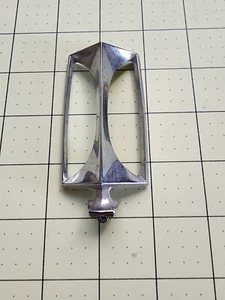 1981 FORD GRANADA HOOD ORNAMENT - Picture 1 of 2