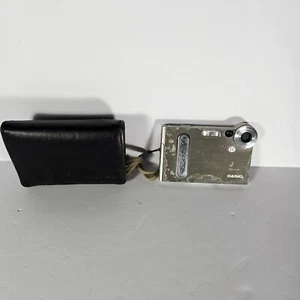 Casio Exilim EX-S3 Wearable 3.2 MP Digital Card Camera PARTS/REPAIR Only - Picture 1 of 7