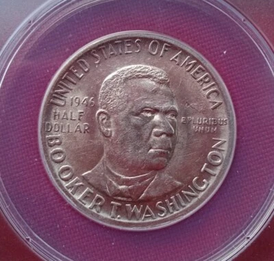 1946 P  50c Booker T. Washington Commemorative Coin In AU 55 . - Image 1 of 4
