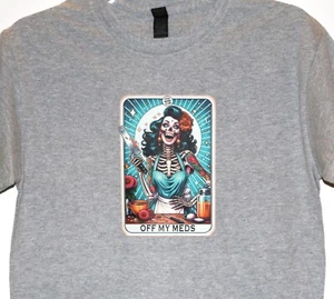 Camiseta Off My Meds, Gildan, algodón pesado, transferencia DTF, talla pequeña-tee23 - Imagen 1 de 3