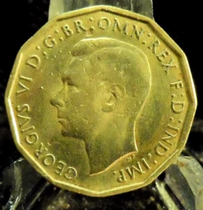 CIRCULATED 1940 3 PENCE UK COIN(72419) - Picture 1 of 6