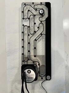 EK-Quantum Reflection Fractal ATX D5 PWM D-RGB - Plexi Distro Plate - Picture 1 of 8