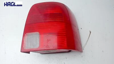 Fanale Posteriore Completo Dx 3B9945096G VW Passat Variant 1.6 3 B Familiare - Immagine 1 di 4