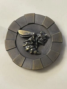 Lucky Brass Skull Bee Poker Guard, Poker Card Protector, Good Luck Poker Chip - Picture 1 of 9