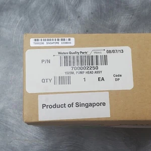 Waters WATO24185 700002250 1525 Pump Head Assembly for 1525 Binary Pump - Picture 1 of 4