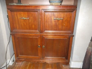 Vintage Zenith Cobra-Matic Console Record Player, AM/FM Radio - Picture 1 of 4