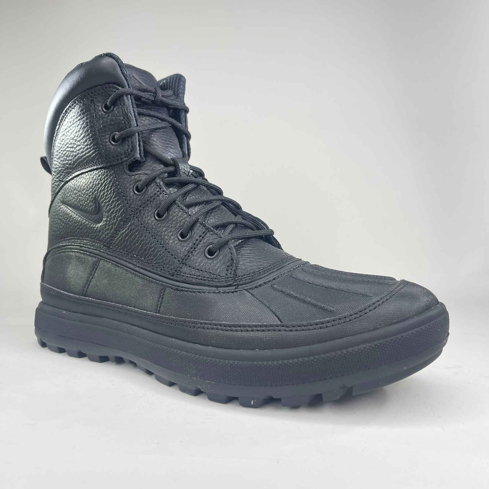 nike woodside ii men's boots