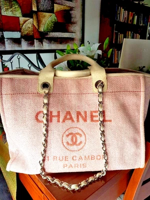 AUTH Chanel Canvas Deauville Large Tote in Pink & White (with authenticity card) - Image 1 of 4