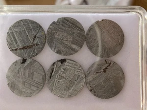 6pcs of Swedish M iron meteorite small circular section specimens have defects - Picture 1 of 5