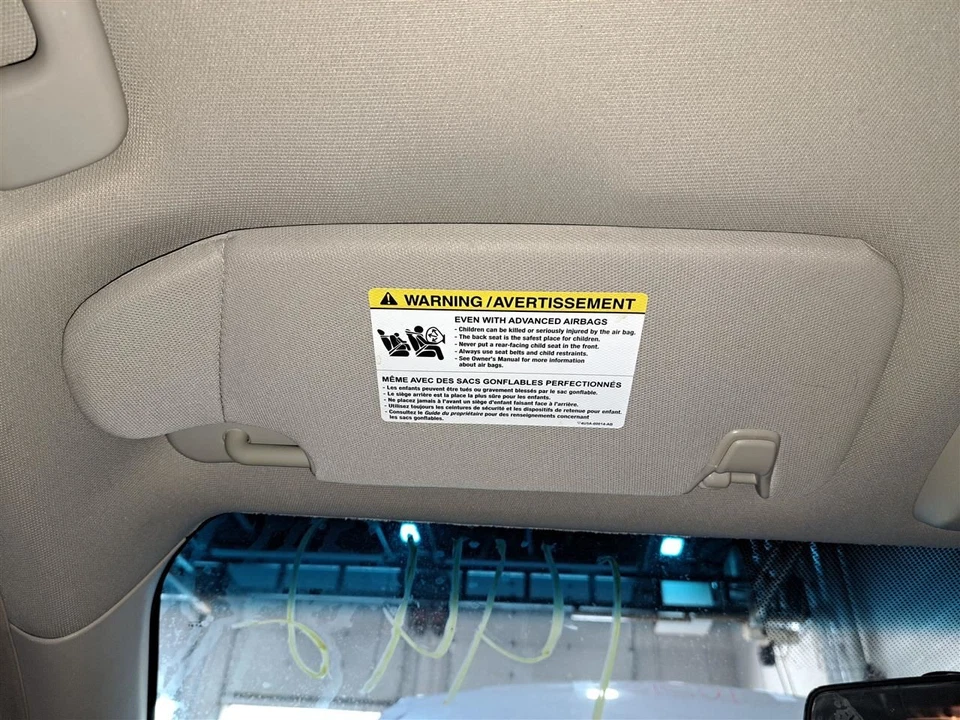 Parasol/parasol del lado del conductor Lh 2012 Fusion Sku#4195064 Foto 1 de 4