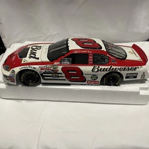 Dale Earnhardt Jr #8 Budweiser 2004 Chevy Monte Carlo 1:18 Action 1 Of 4,956 - Picture 1 of 14