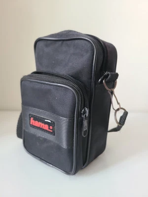 Bolso para cámara Hama negro - Bolso de hombro compacto con correa y bolsillos - 20 cm x 10 cm Foto 1 de 4