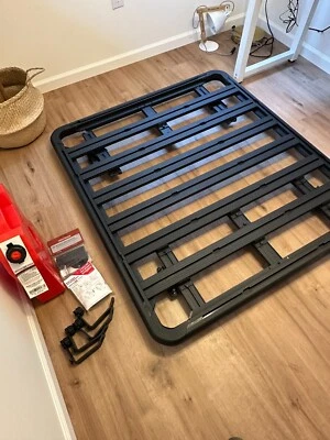 Yakima LockNLoad roof platform (55x49) and accessories. - Image 1 of 4