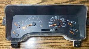 1997-2001 Jeep Cherokee XJ Speedometer Instrument Cluster Gauges Assembly 97-01 - Picture 1 of 3