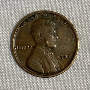 1923 P Lincoln Wheat  Cent Collectible Coin (FINE) (PLEASE READ DESCRIPTION) - Picture 1 of 3